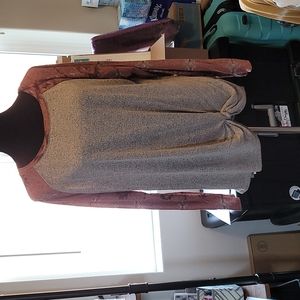 Maurices 24/7 long sleeve tee.  Size XL.